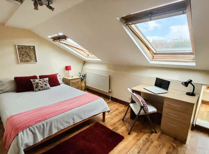 Seven bed student accommodation in Northampton Bedroom 7