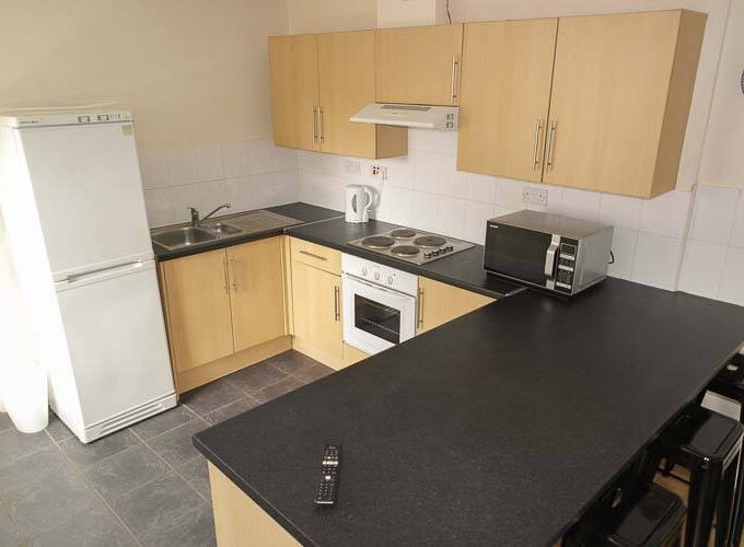 Three bed flat to share for Northampton university students kitchen