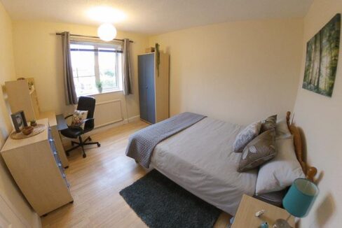 Seven bed student and nurse accommodation in Northampton Bedroom 7