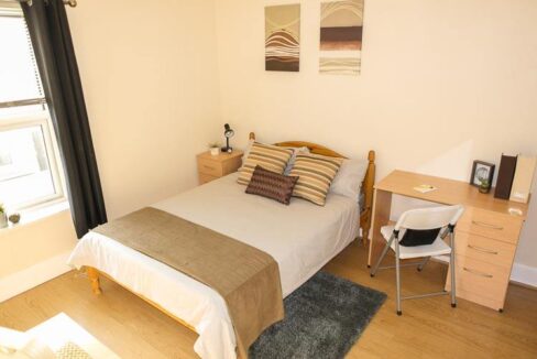 Eight bed student and nurse accommodation in Northampton Bedroom 7